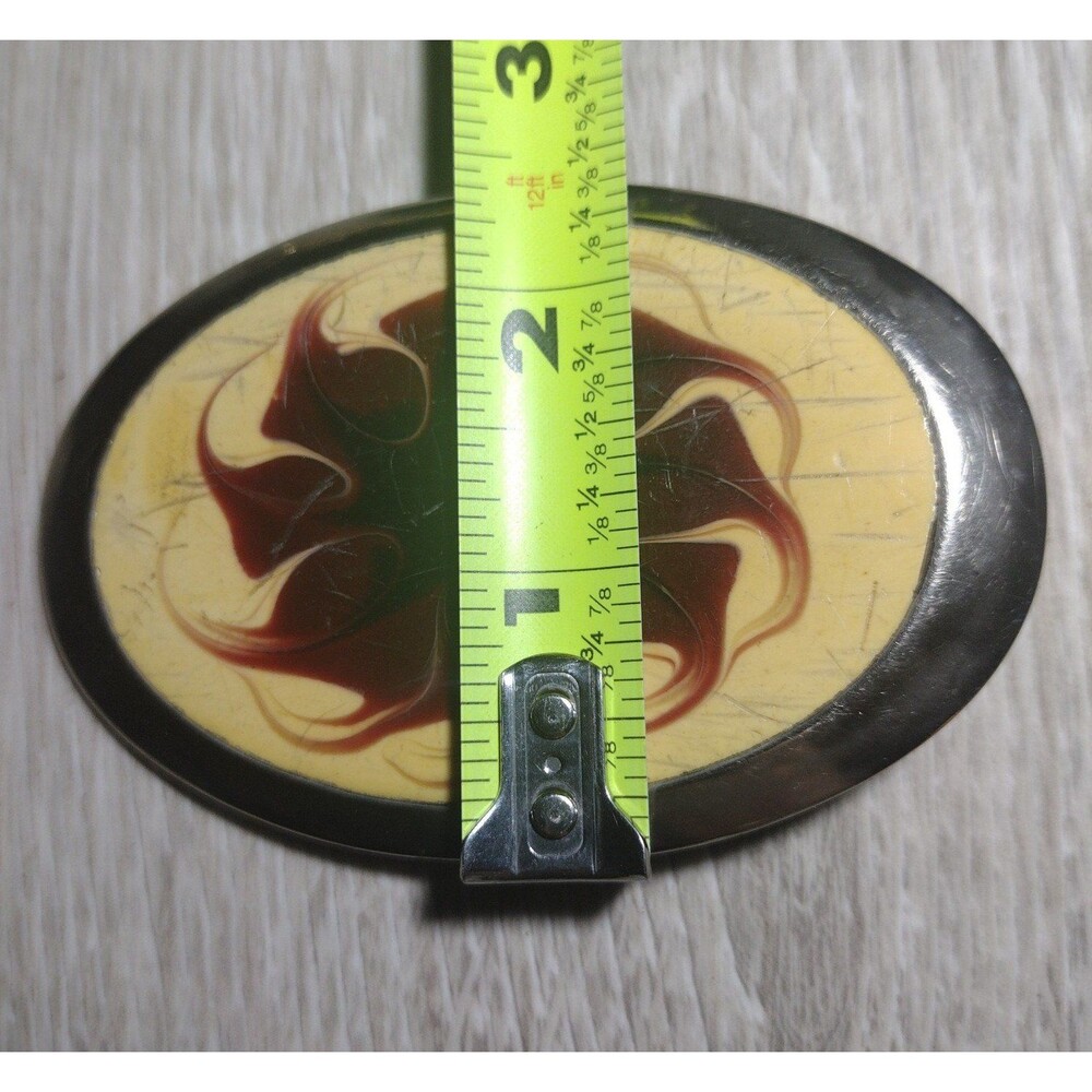 Vintage 70'ish Enameled Belt Buckle - Picture 5 of 6